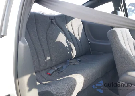 2000 Chevrolet Cavalier z USA, uszkodzony, nr VIN 1G1JC124XY7257499